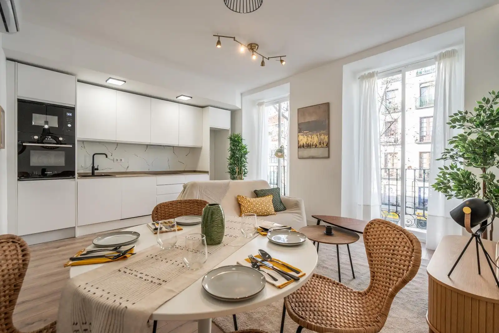 Dining room of Ground floor for sale in Valencia  with Air Conditioner and Terrace