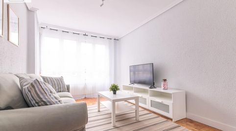 Photo 4 of Flat for rent in Calle Floranes, Cuatro Caminos, Santander