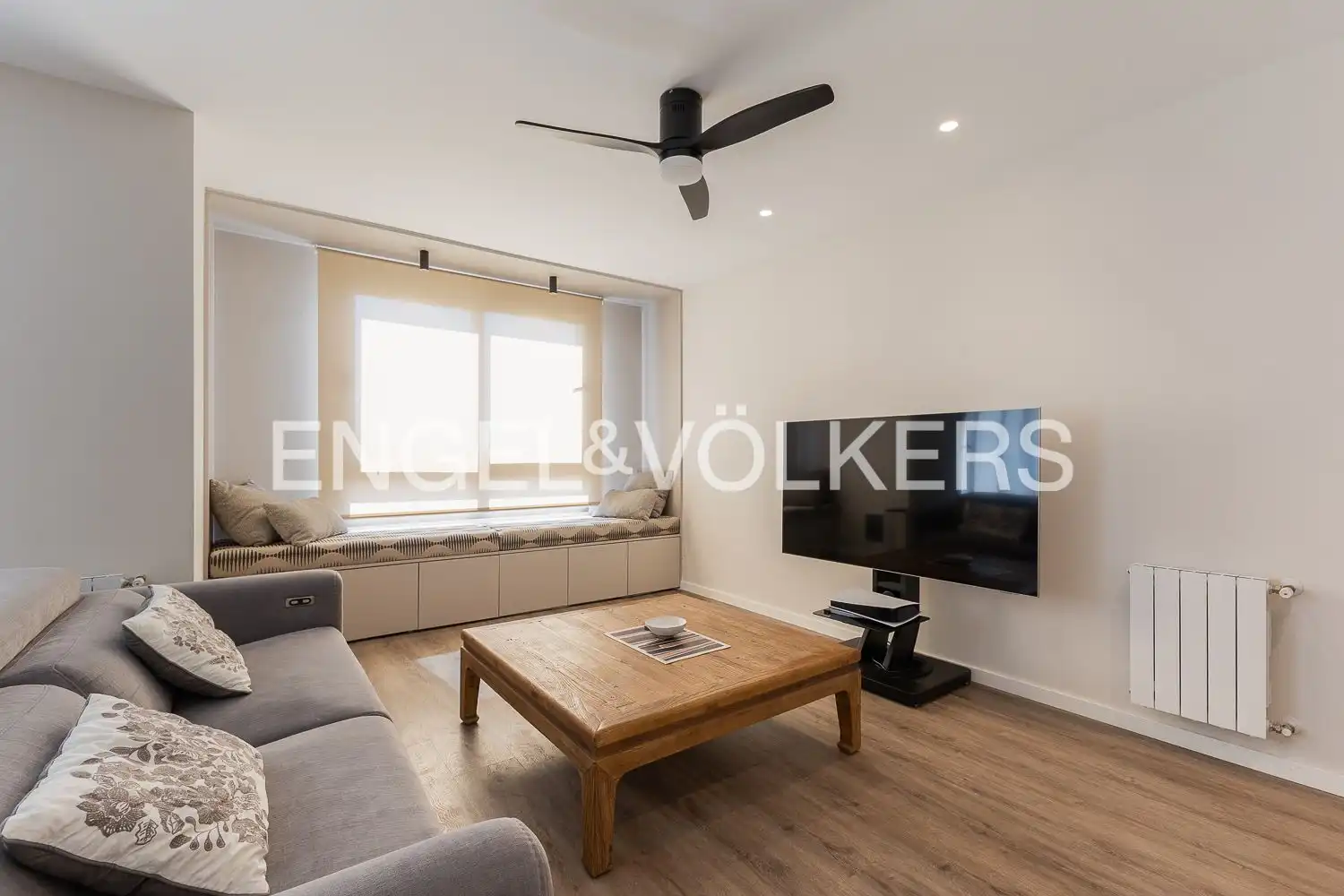 Wohnzimmer von Wohnung zum Verkauf in Valencia mit Klimaanlage, Heizung und Terrasse