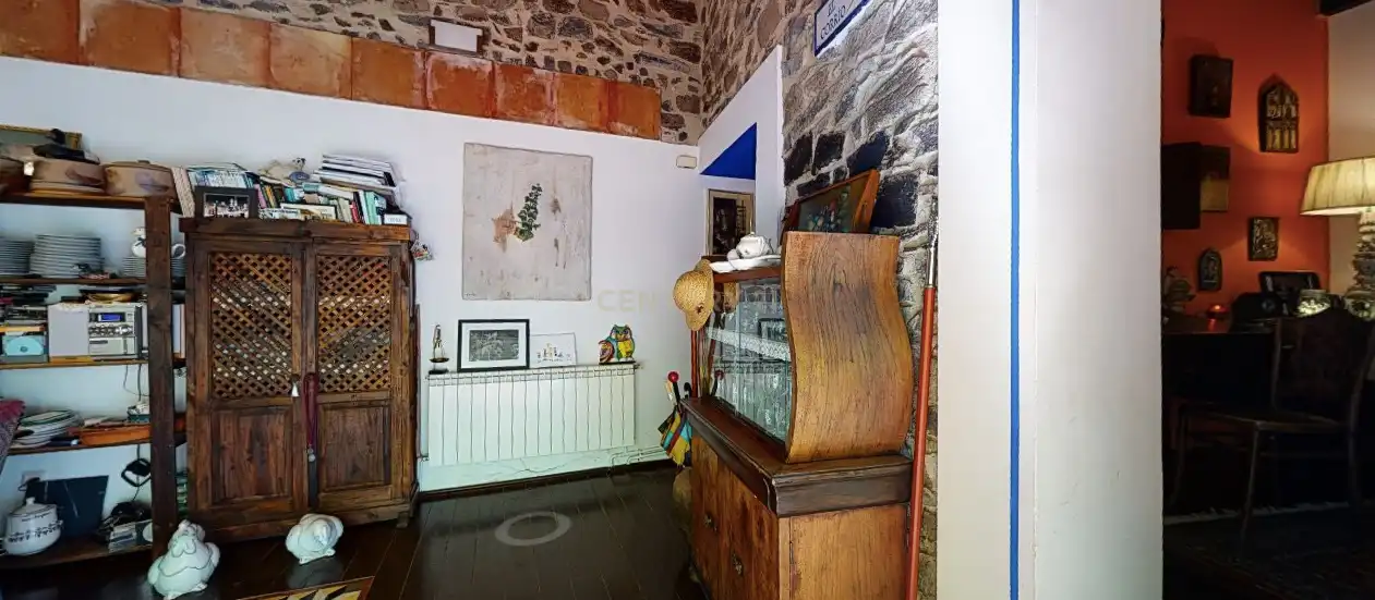 Houses for sale in Piedrabuena  with Air Conditioner, Private garden and Storage room