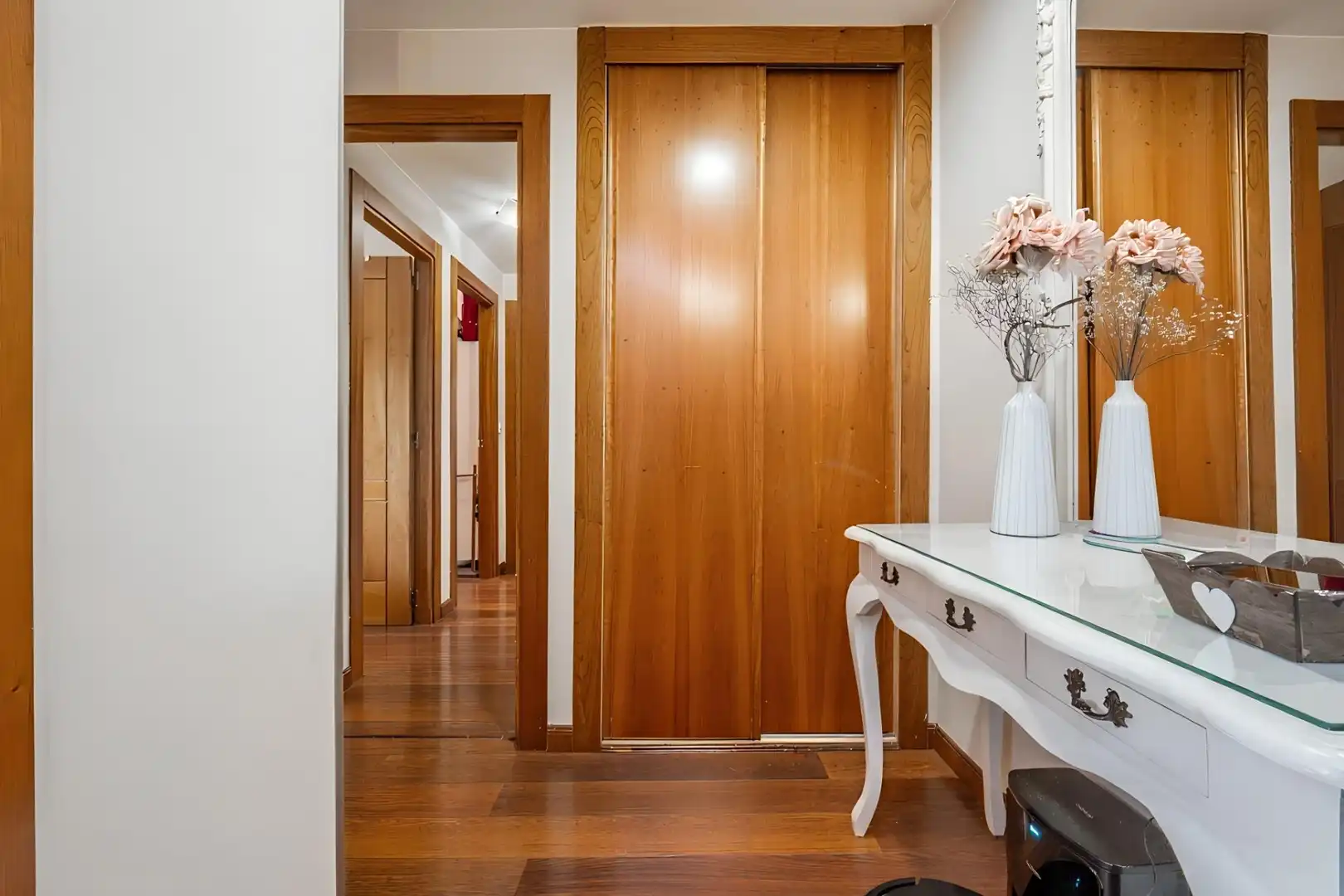 Wohnung zum Verkauf in Granada mit Heizung, Privatgarten und Balkon