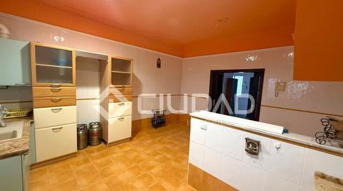 Foto 4 de Casa adosada en venta en Centro - Calzada - Cabo Noval, Sanlúcar de Barrameda