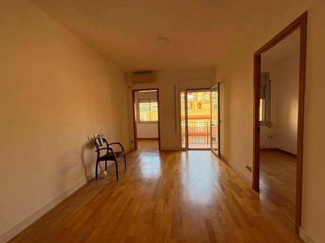 Piso en Venta en Calle de Melcior de Palau en Sants