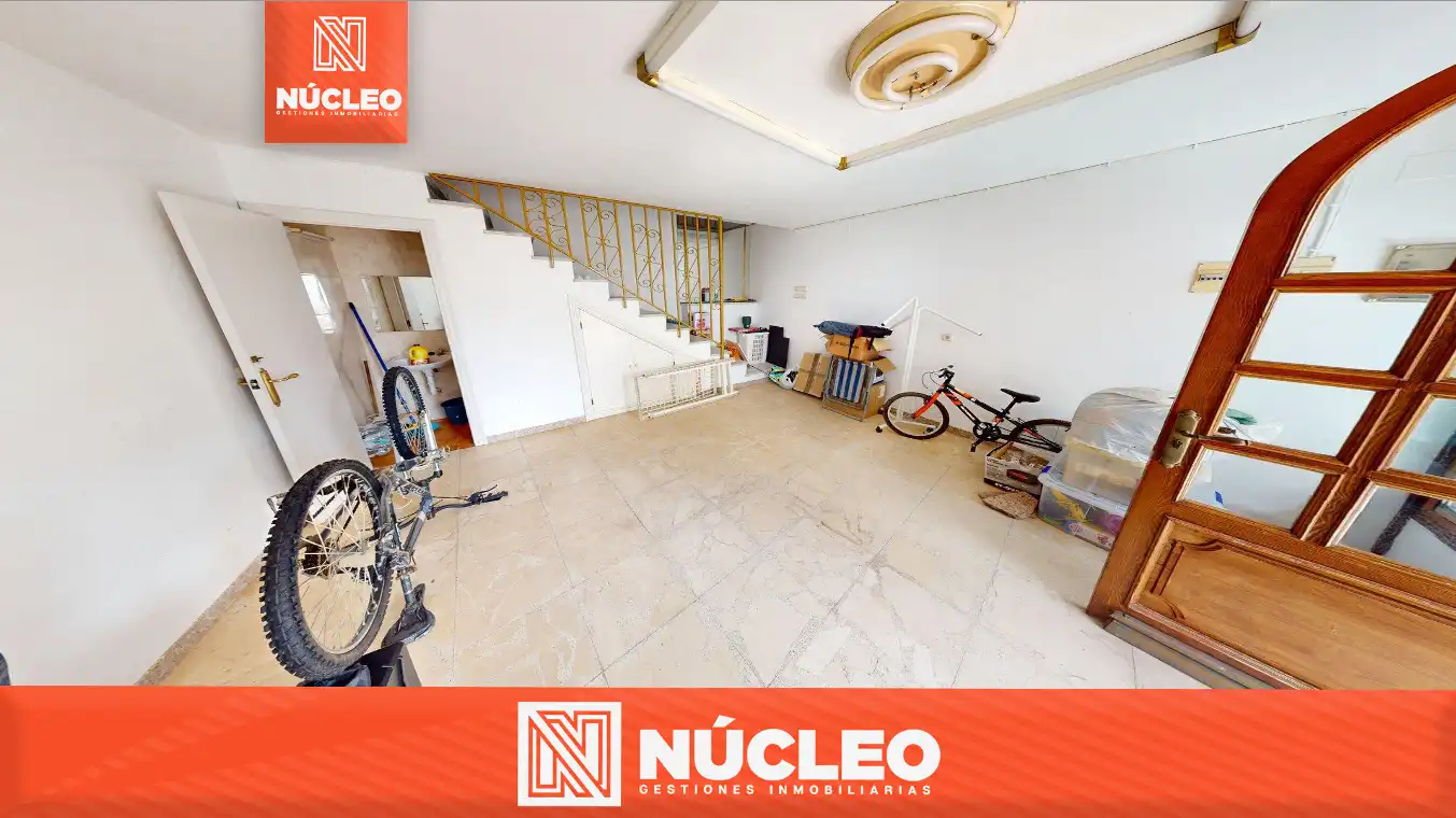 Local comercial en venda a Calle San Benito