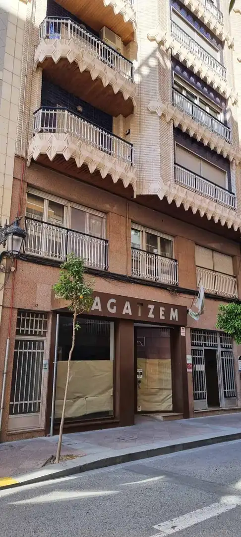 Außenansicht von Geschaftsraum zur Miete in Elche / Elx mit Klimaanlage