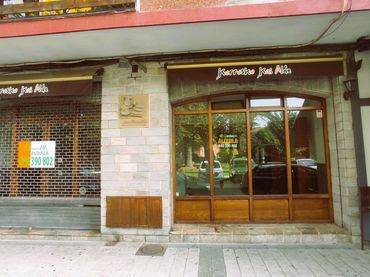Local commercial à louer à Zalla