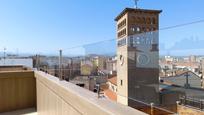 Vista exterior de Àtic en venda en  Logroño amb Terrassa i Balcó