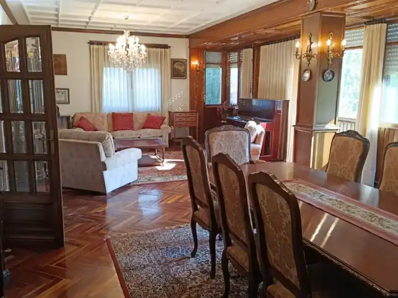 Sala d'estar de Pis en venda en Chantada amb Jardí privat, Parquet i Traster