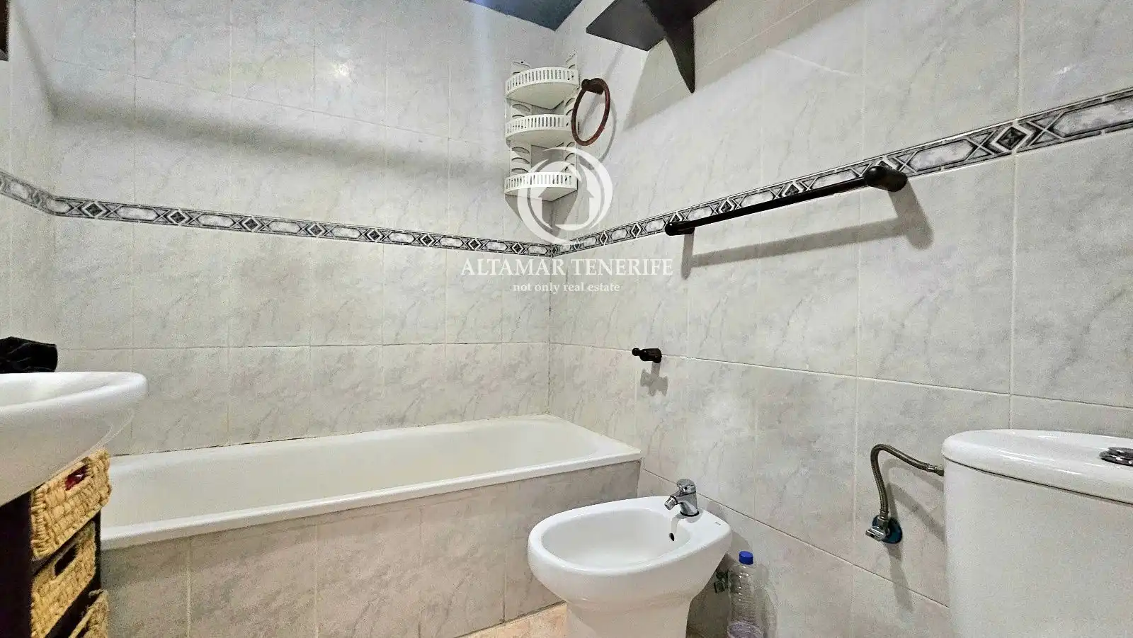 Bany de Apartament en venda en Guía de Isora amb Traster i Moblat