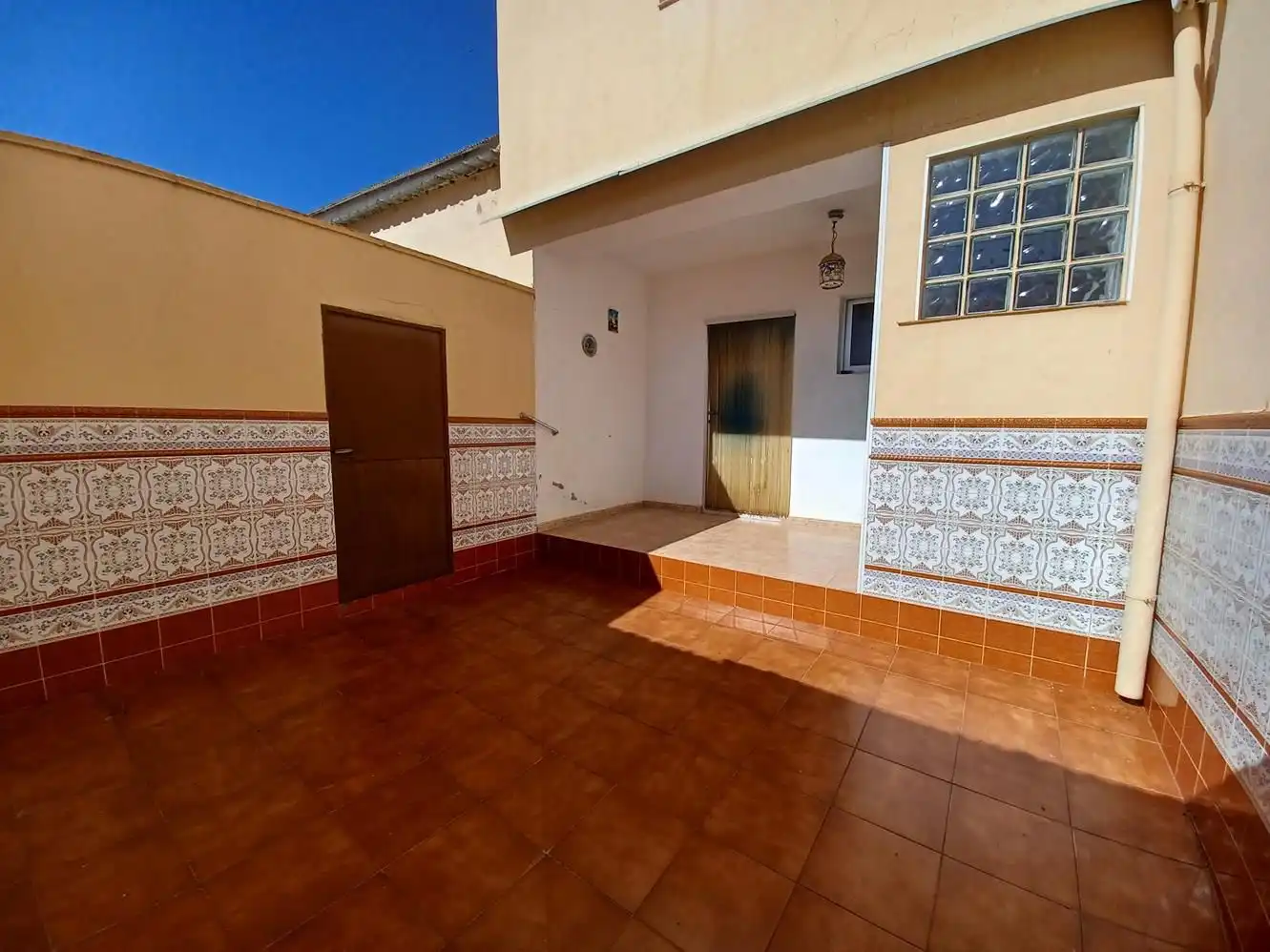 Exterior view of Houses for sale in Villalgordo del Júcar  with Air Conditioner, Heating and Furnished