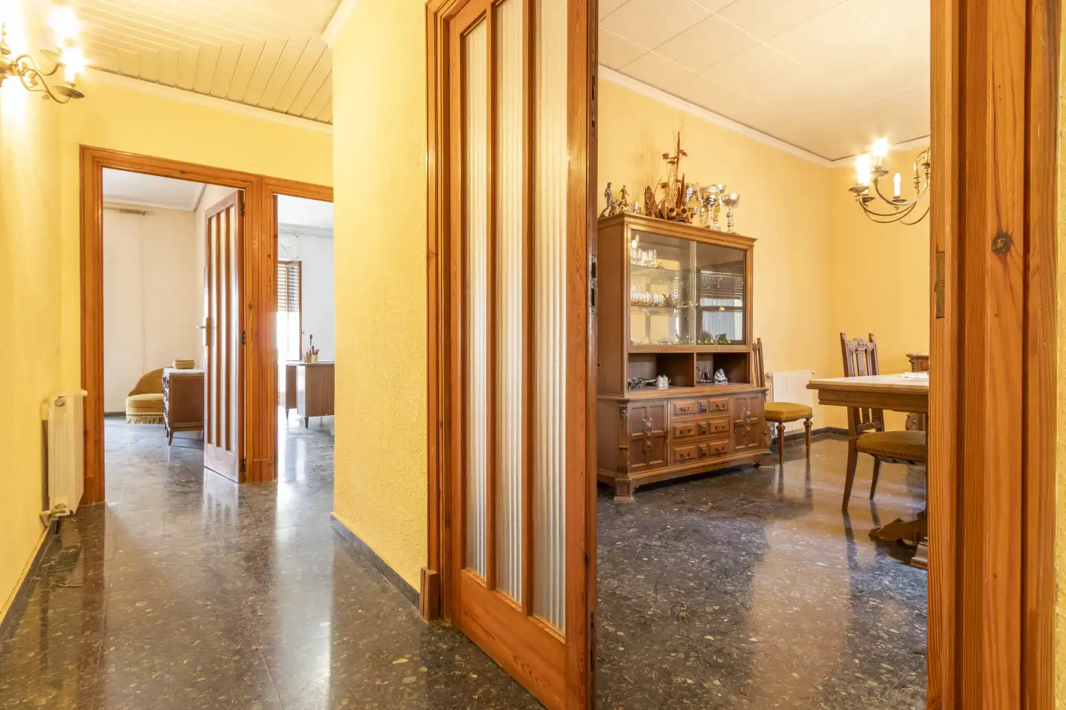 Wohnung zum Verkauf in Museros mit Terrasse