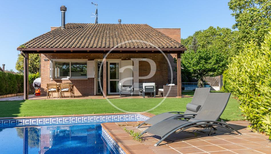 Photo 1 of House or chalet for sale in Av. de Montserrat Roig, Mira-sol, Barcelona