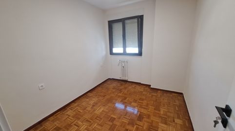 Foto 5 de Piso de alquiler en El Ejido - Santa Ana, León Capital