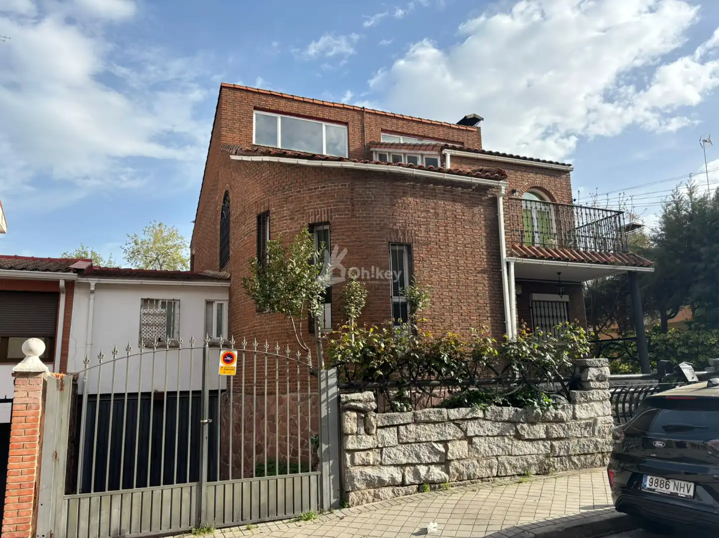 Exterior view of Houses for sale in Daganzo de Arriba  with Heating, Terrace and Storage room