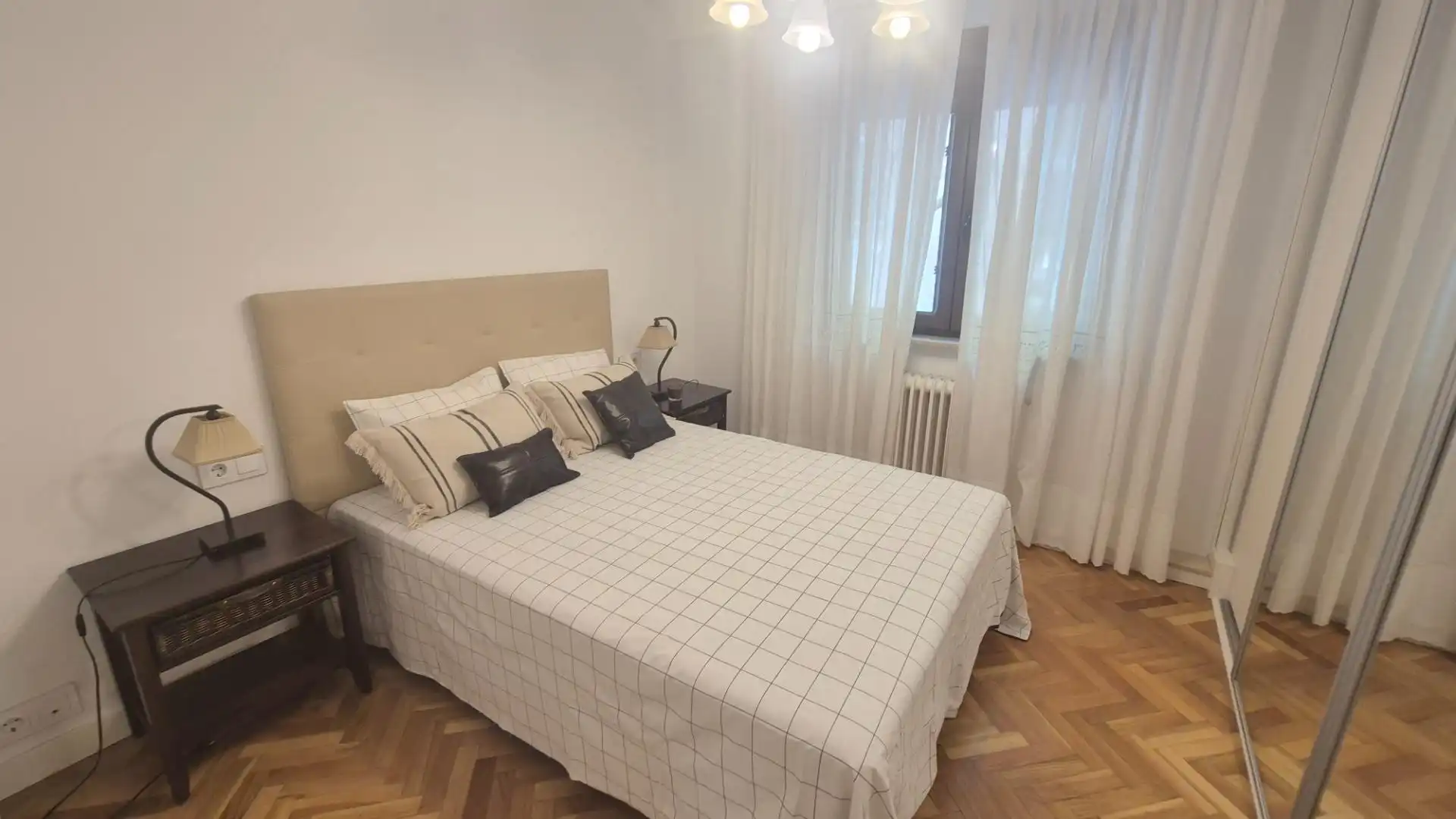 Habitación de Piso de alquiler en Salamanca con Calefacción, Parquet y Amueblado