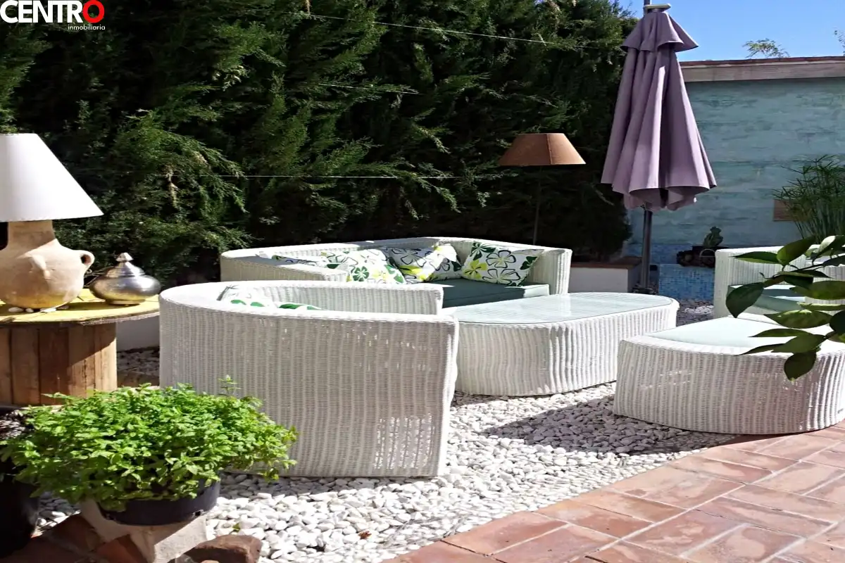 Terrassa de Casa o xalet en venda en Granada amb Aire condicionat, Calefacció i Jardí privat