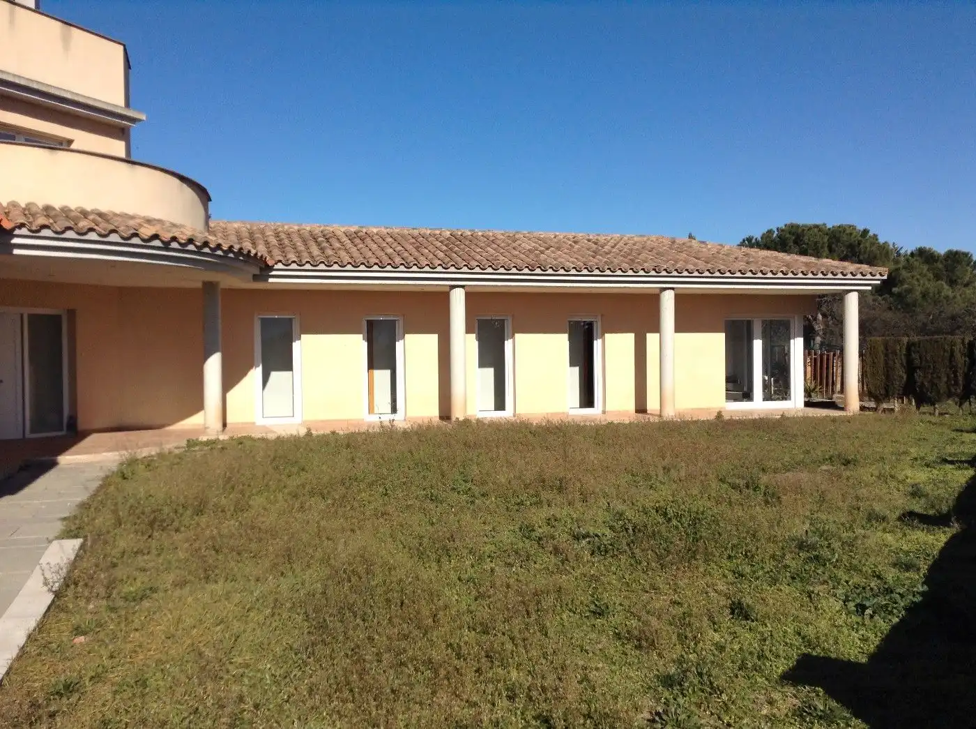 Vista exterior de Casa o xalet en venda en Igualada amb Aire condicionat, Calefacció i Jardí privat