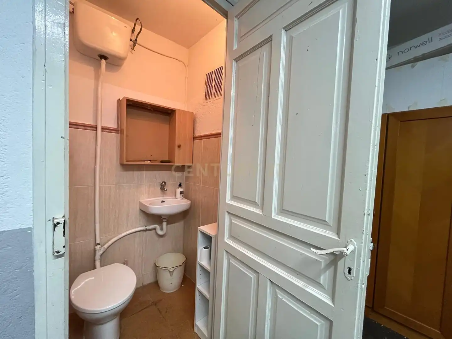 Bathroom of Detached homes for sale in Vilanova i la Geltrú  with Storage room, Oven and Balcony