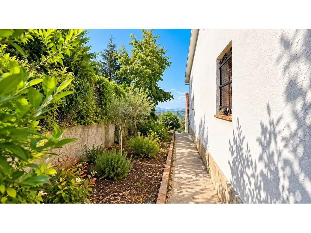 Vista exterior de Casa o chalet en venta en Palafolls con Jardín privado