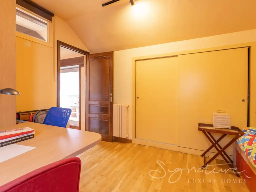 Habitación de Ático en venta en Sant Cugat del Vallès con Aire acondicionado