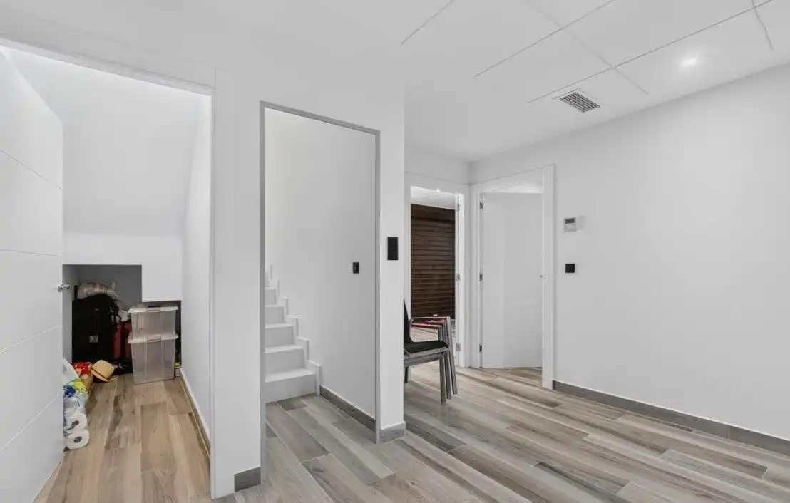 Chalet con piscina en venta en Los Balcones - Los Altos, imagen 18