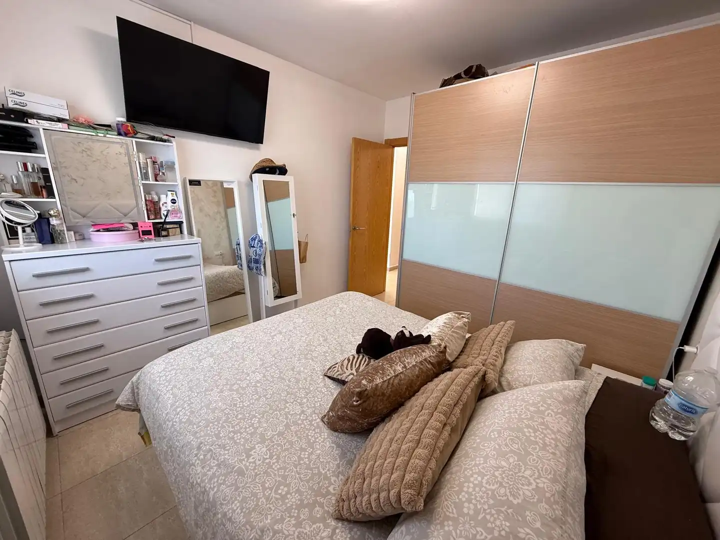 Habitación de Apartamento en venta en Roda de Berà con Aire acondicionado, Calefacción y Jardín privado