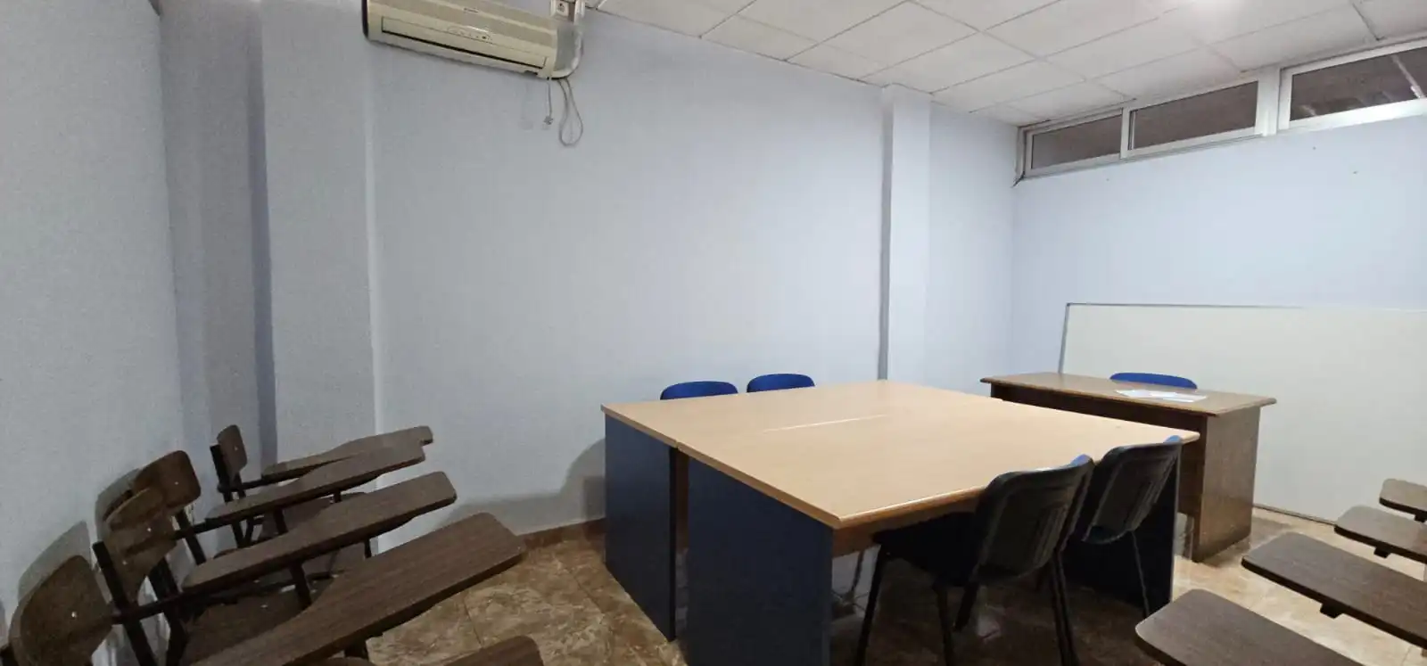 Local comercial en alquiler en Avenida Primero de Mayo, imagen 15