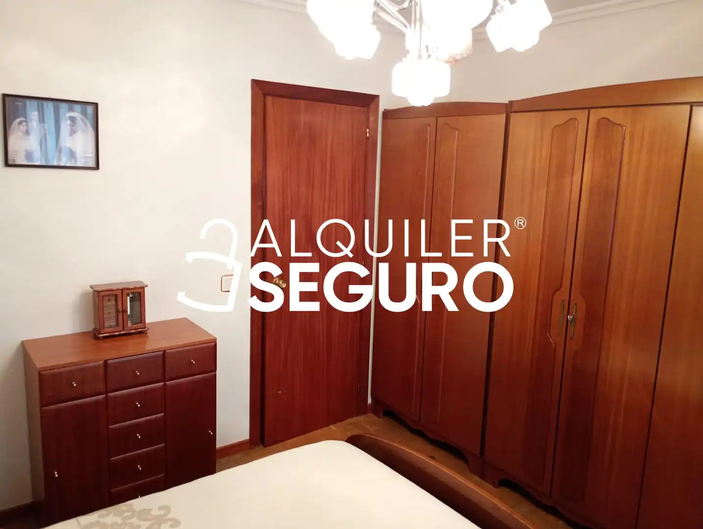 Schlafzimmer von Wohnung zur Miete in Vitoria - Gasteiz mit Heizung, Terrasse und Möbliert