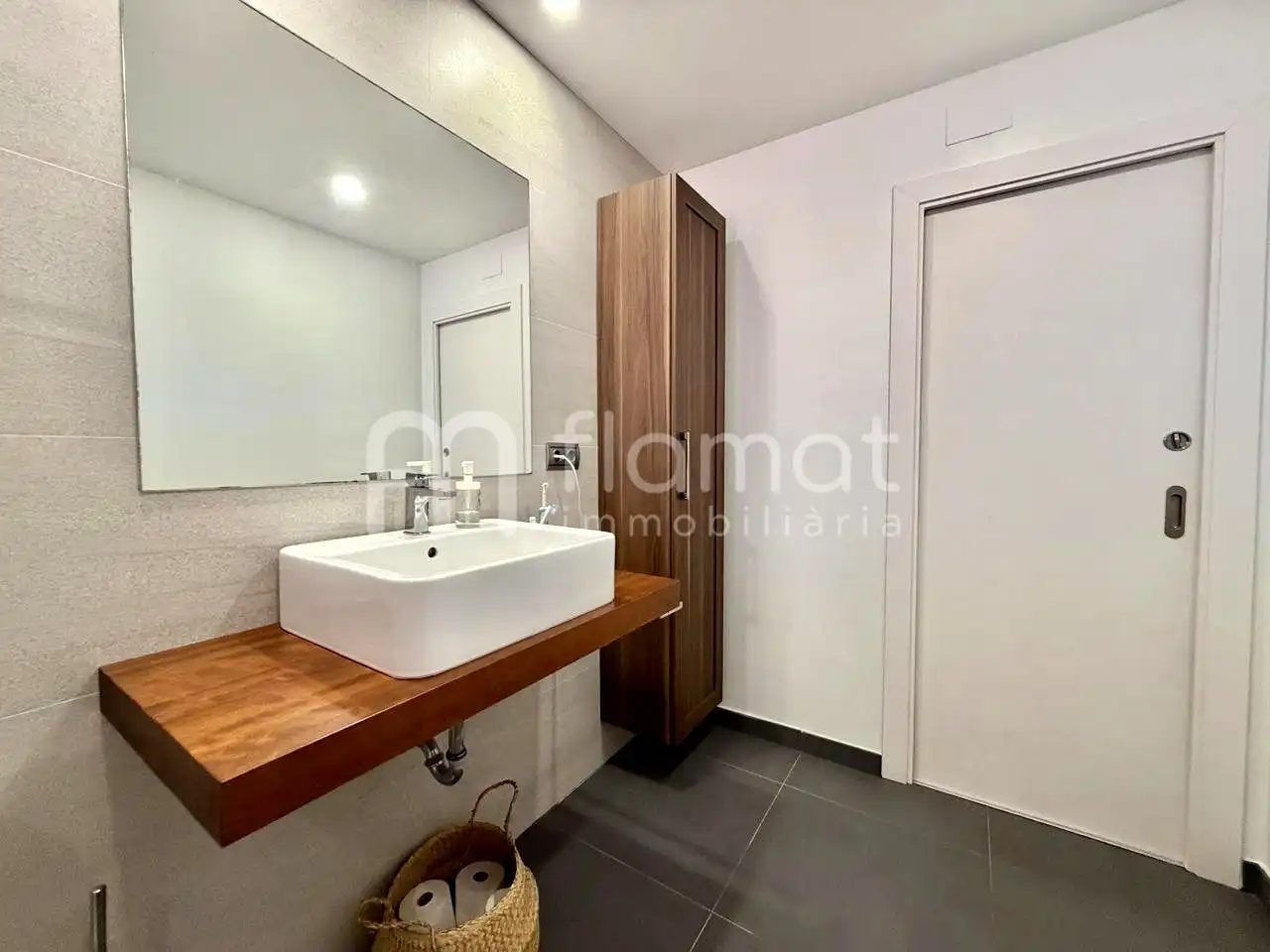 Badezimmer von Dachboden zum Verkauf in Malgrat de Mar mit Klimaanlage und Terrasse