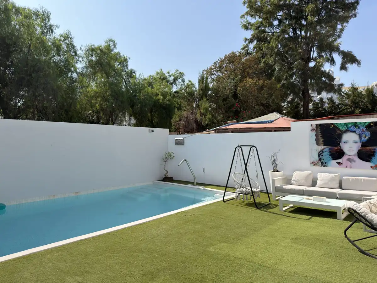 Adossat amb piscina en venda a Nueva Andalucía, imagen 3