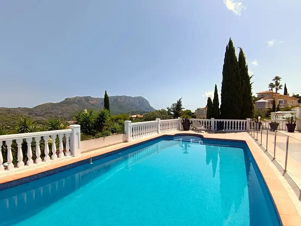 Chalet con piscina en venta en CV-735, imagen 3