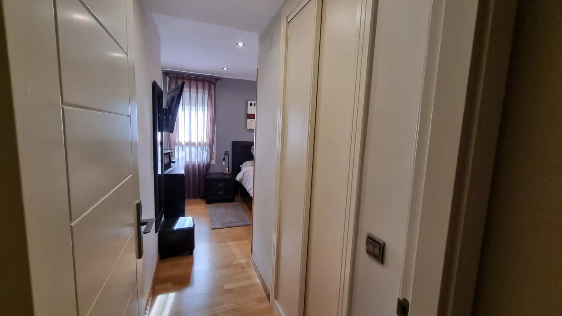 Flat for sale in Calle Vía del Berrocal, Iglesia - Estación