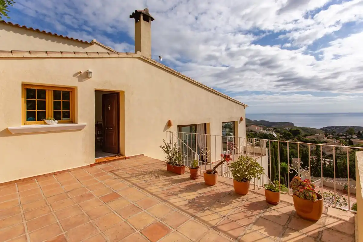 Chalet con terraza en venta en Calle Camelias, imagen 9