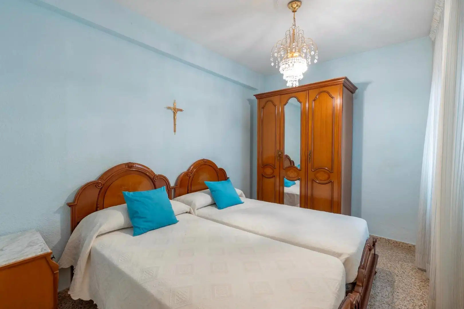 Bedroom of Flat for sale in Granada  with Air Conditioner, Heating and TV
