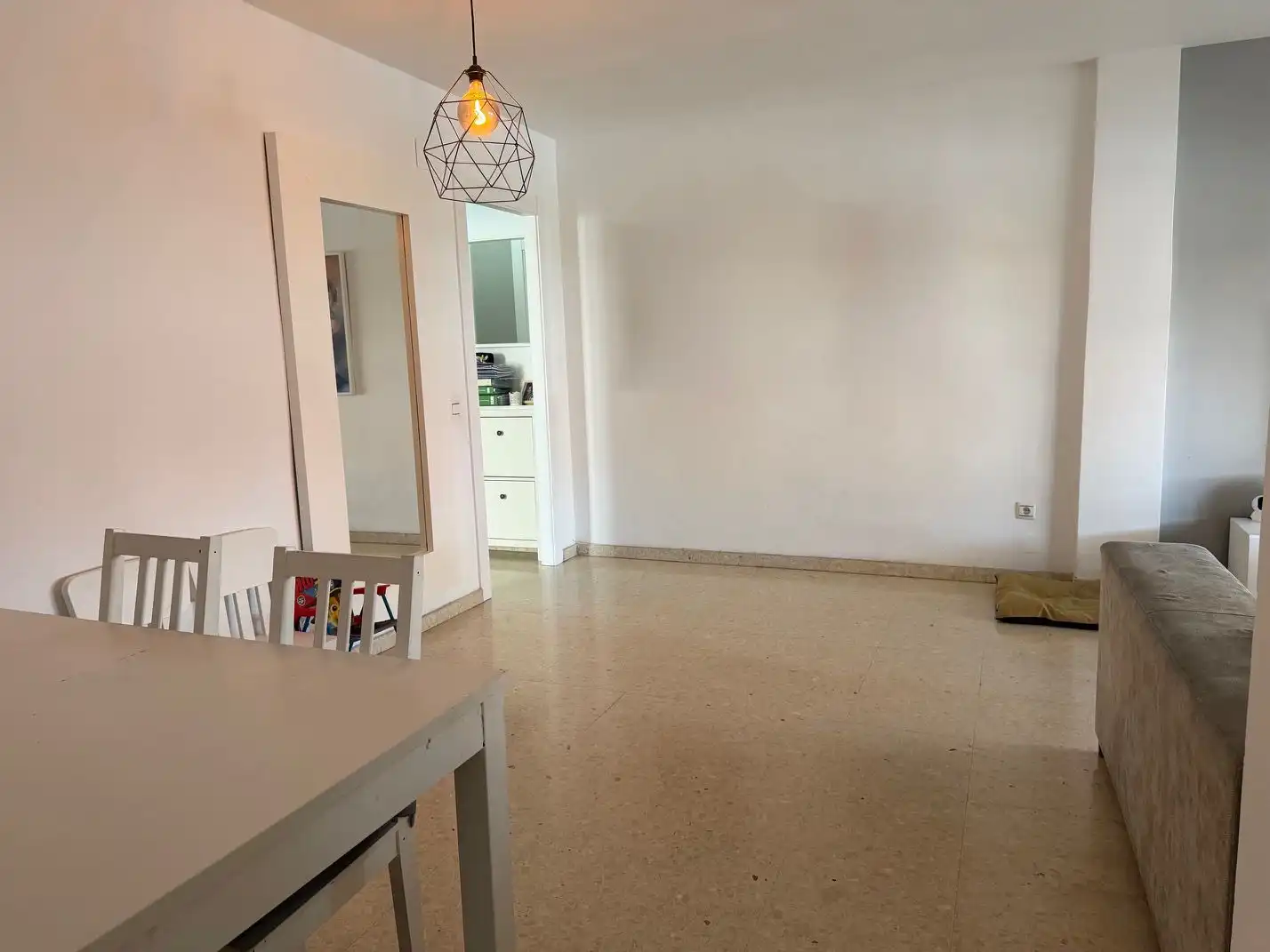 Sala d'estar de Pis en venda en Torremolinos amb Aire condicionat, Terrassa i Piscina comunitària