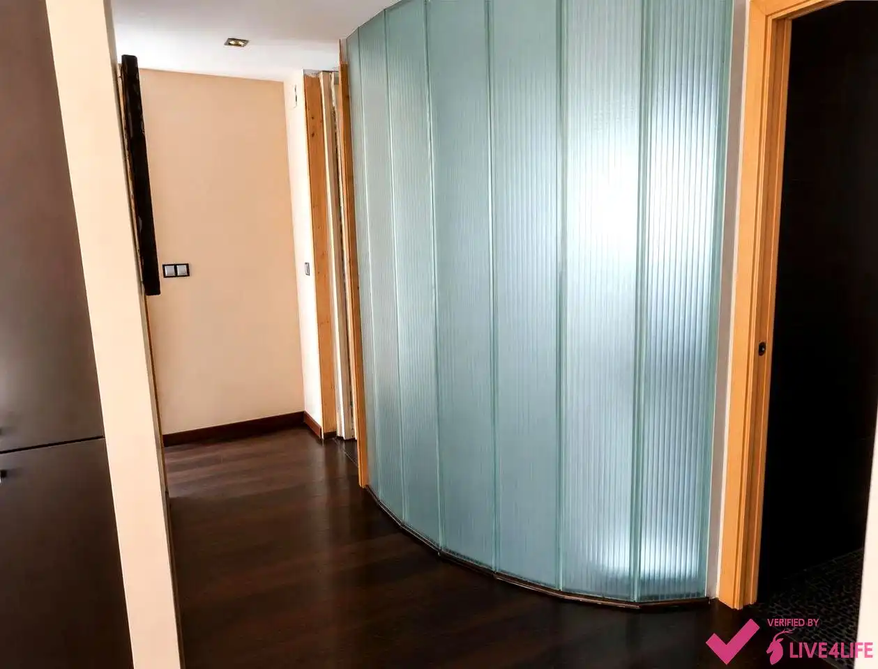 Wohnung zur Miete in Valencia mit Klimaanlage, Terrasse und Möbliert