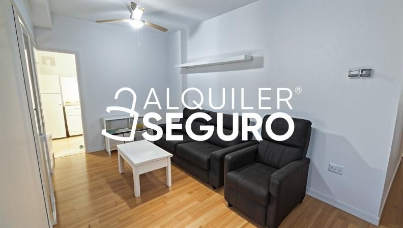 Wohnzimmer von Wohnung zur Miete in Sanlúcar la Mayor mit Klimaanlage und Möbliert