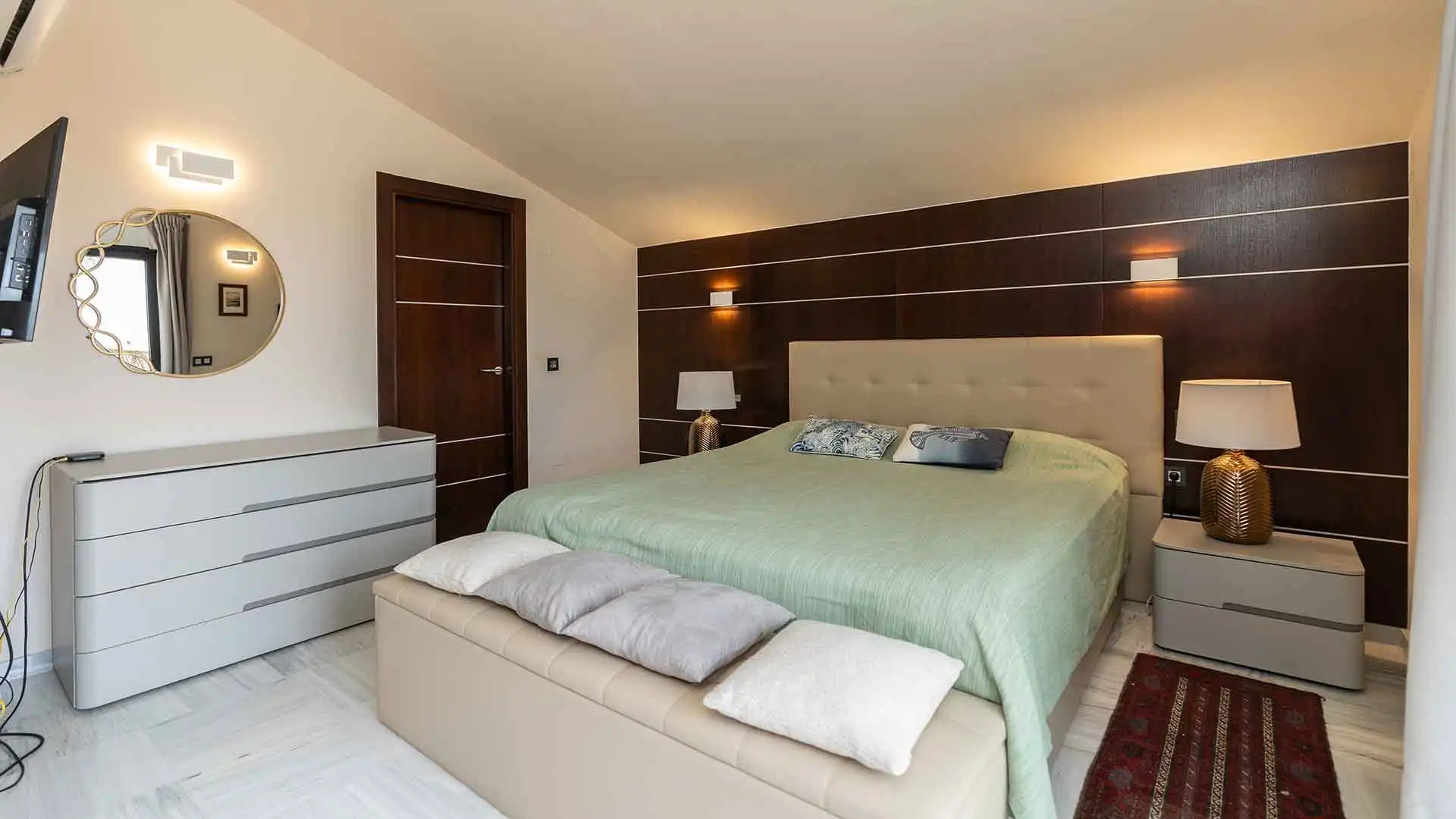 Habitación de Casa o chalet de alquiler en Marbella con Aire acondicionado, Jardín privado y Terraza