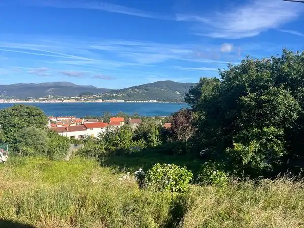 Casa o xalet en venda en A Guarda   amb Jardí privat i Traster