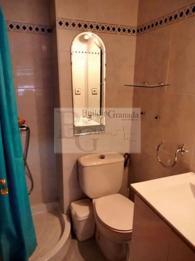 Badezimmer von Wohnung zur Miete in Granada mit Heizung, Terrasse und Möbliert
