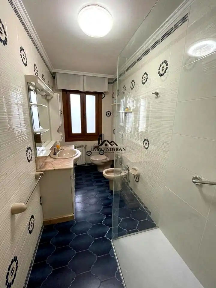 Bathroom of Houses for rent in Baiona  with Private garden, Swimming Pool and Balcony