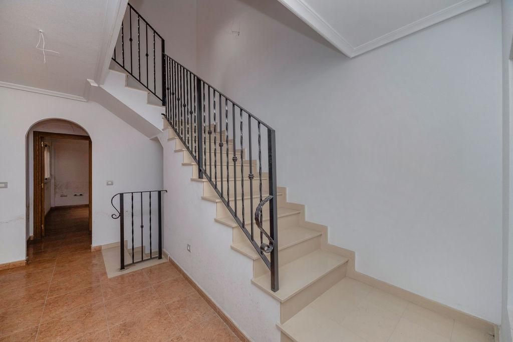 Casa o xalet en venda en Orihuela amb Balcó