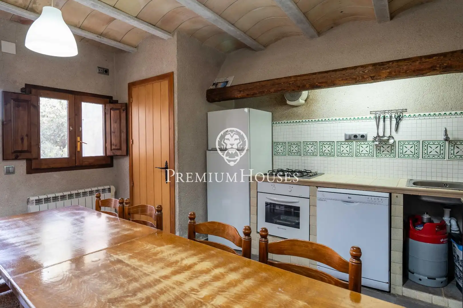Cocina de Finca rústica en venta en Montblanc con Calefacción, Jardín privado y Terraza