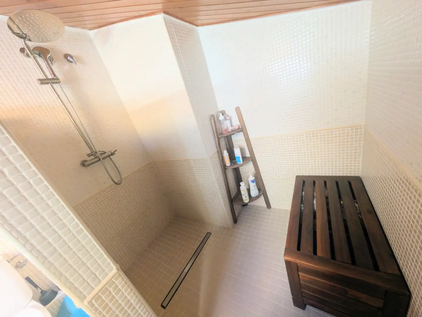 Bathroom of Duplexes for sale in Terrassa  with Air Conditioner, Terrace and Balcony