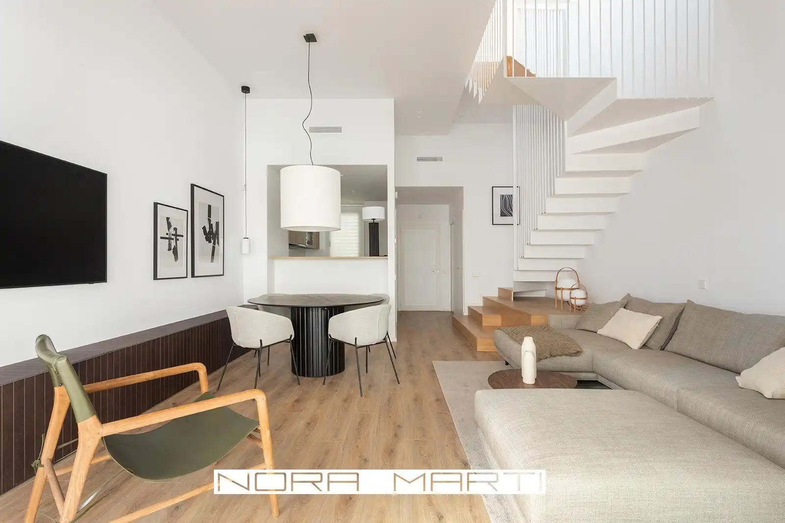 Sala de estar de Casa o chalet de alquiler en Barcelona con Calefacción, Parquet y Terraza