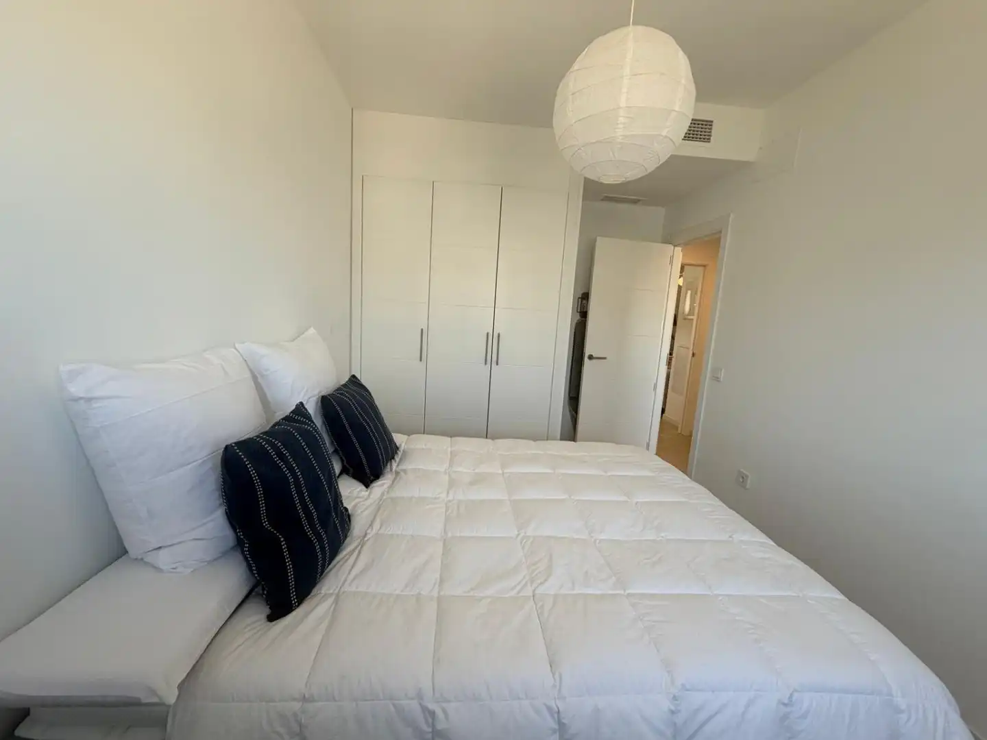 Schlafzimmer von Dachboden zum Verkauf in Torremolinos mit Klimaanlage, Heizung und Terrasse