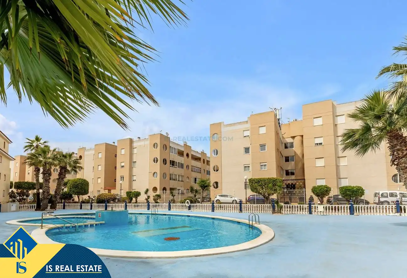 Apartament amb piscina en venda a Zona Carrefour - Urbanizaciones, imagen 6
