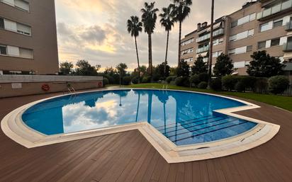 Swimming pool of Planta baja for sale in Sant Joan Despí  with Air Conditioner, Heating and Private garden