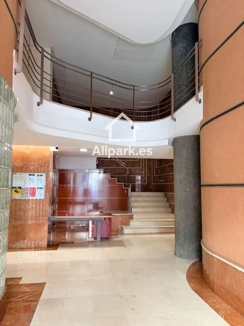 Flat for sale in Alicante / Alacant  with Air Conditioner and Terrace