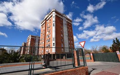 Exterior view of Flat for sale in Fuenlabrada  with Air Conditioner